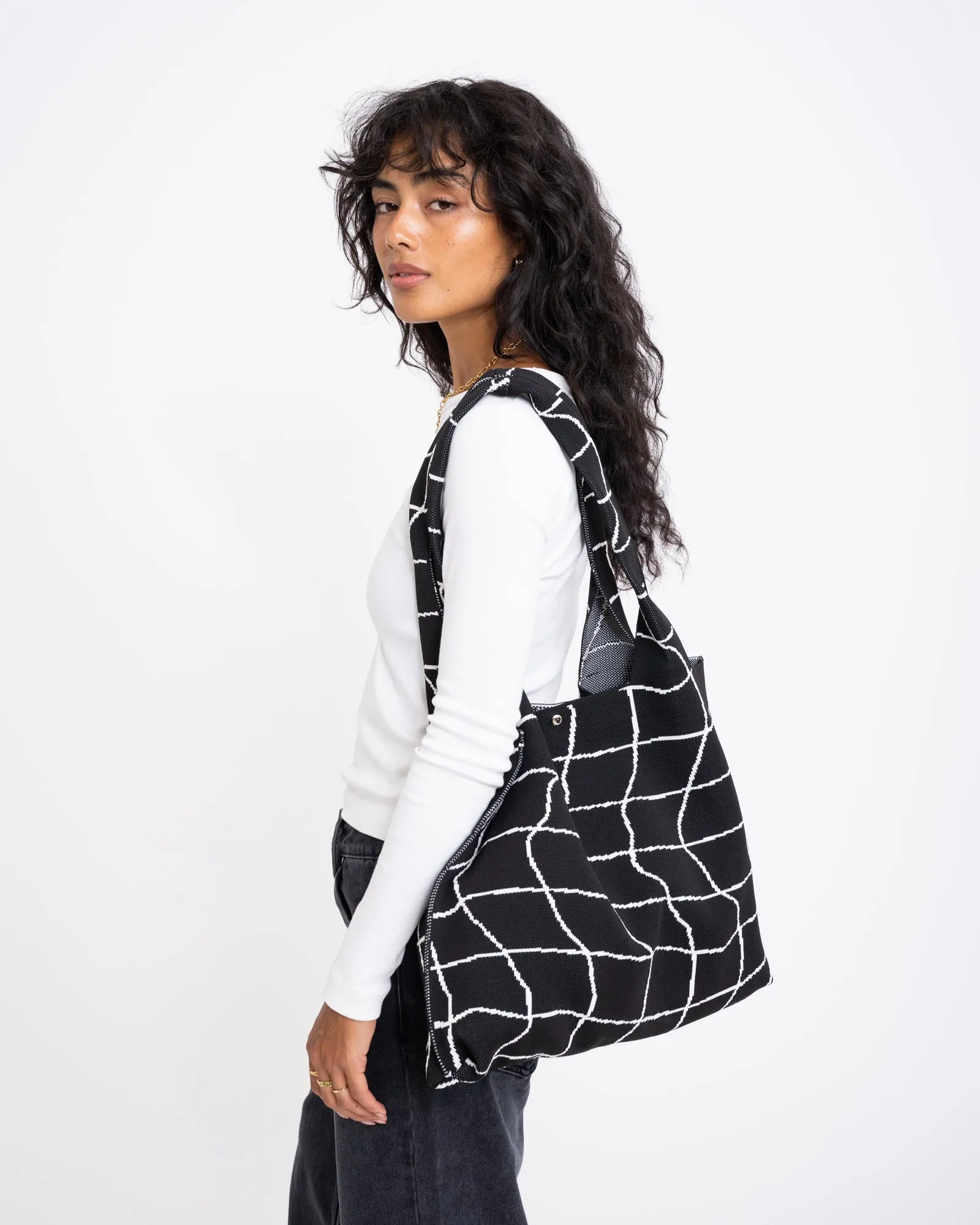 Bag Lines Black White