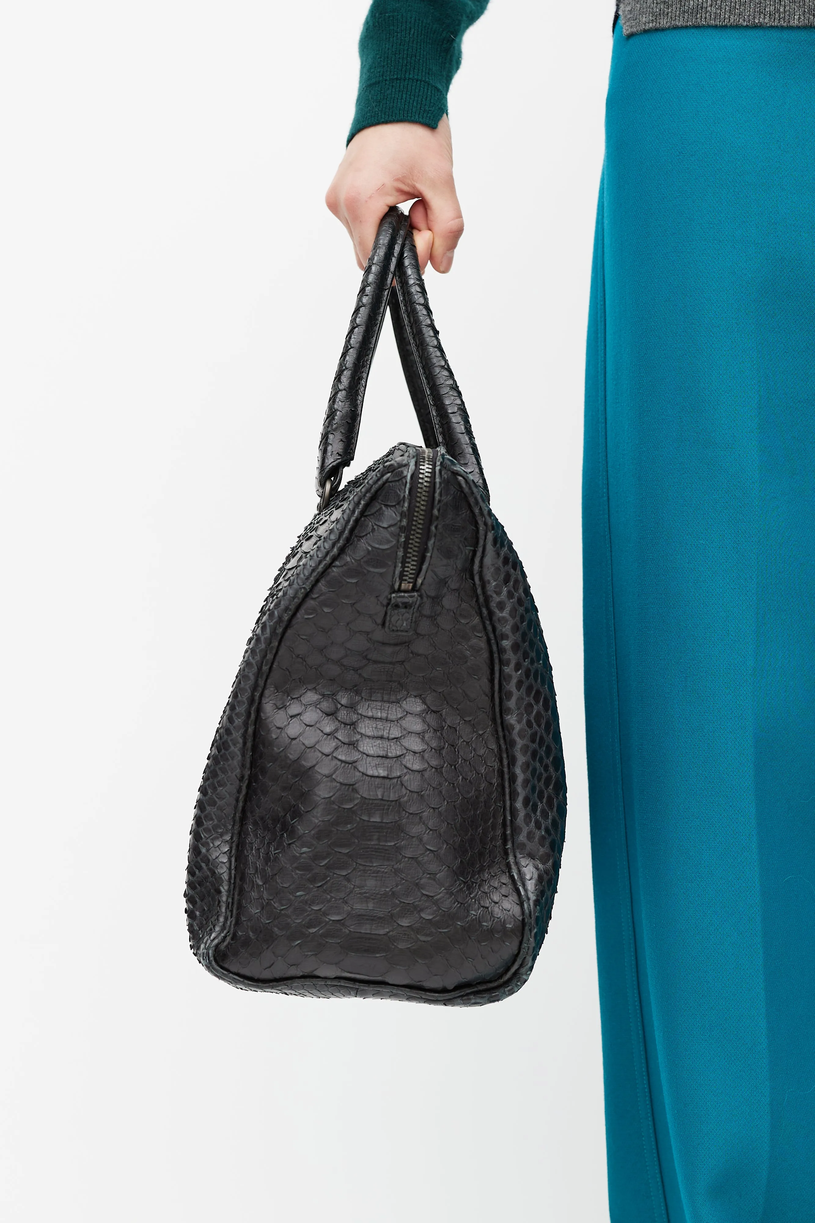 Black Boston Textured Bag
