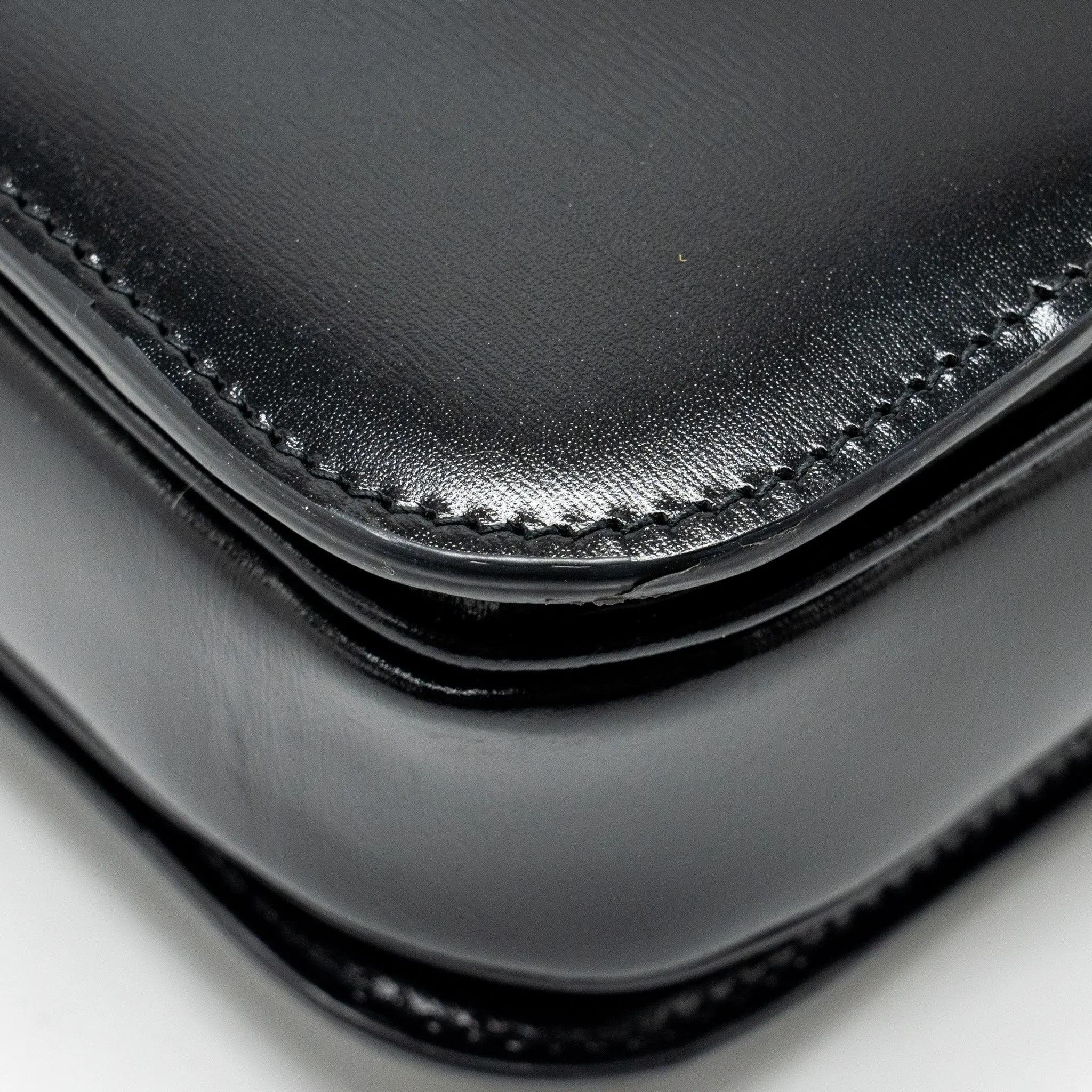 Celine Classic Triomphe Bag Shiny Calfskin Black