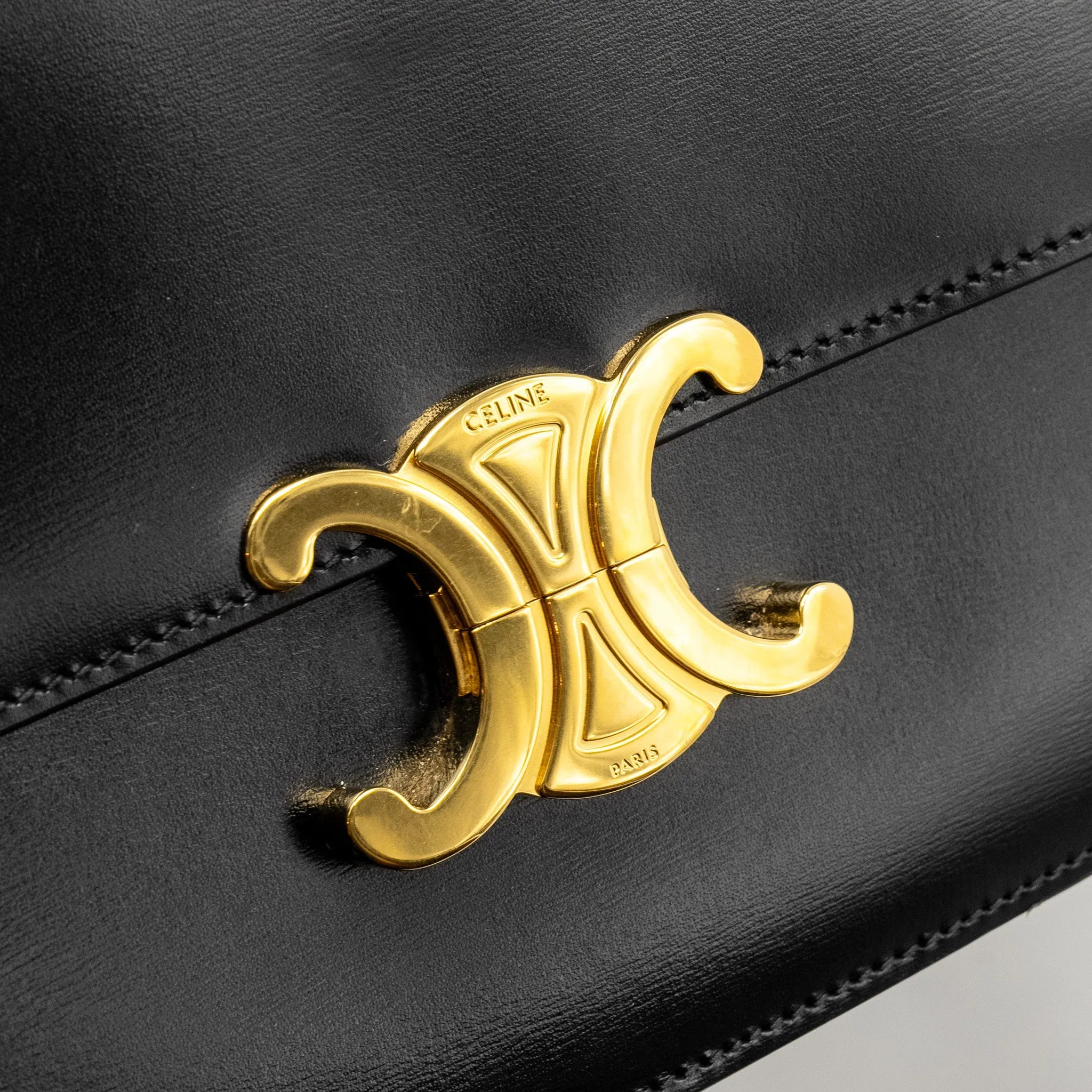 Celine Classic Triomphe Bag Shiny Calfskin Black