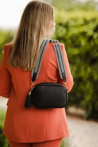 JACINTA BLACK WHITE CROSSBODY BAG