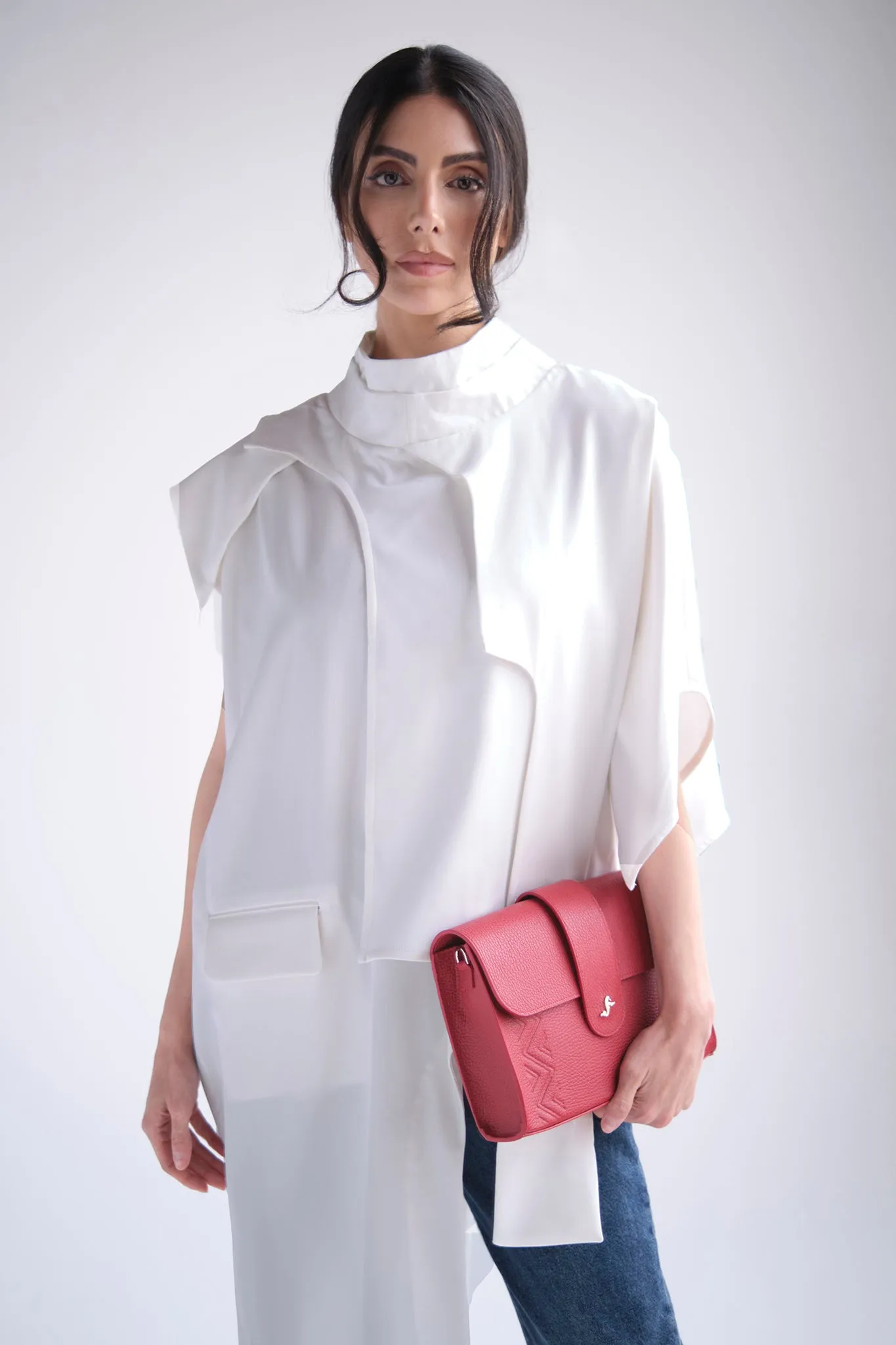 Kars leather clutch in red