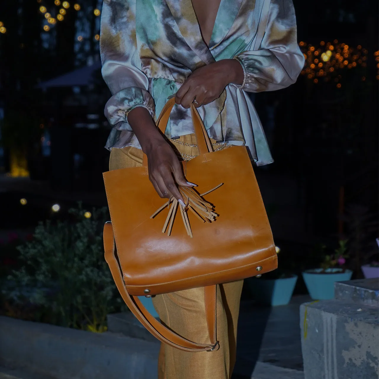 MAHI HANDBAG: Rust Brown