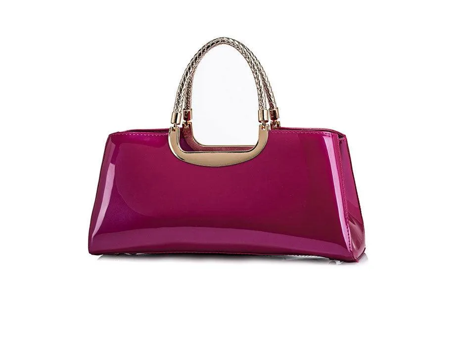 PATENT LEATHER ZIPPERED TOTE