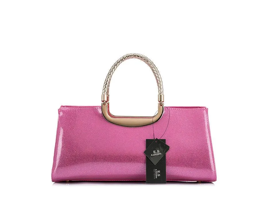 PATENT LEATHER ZIPPERED TOTE