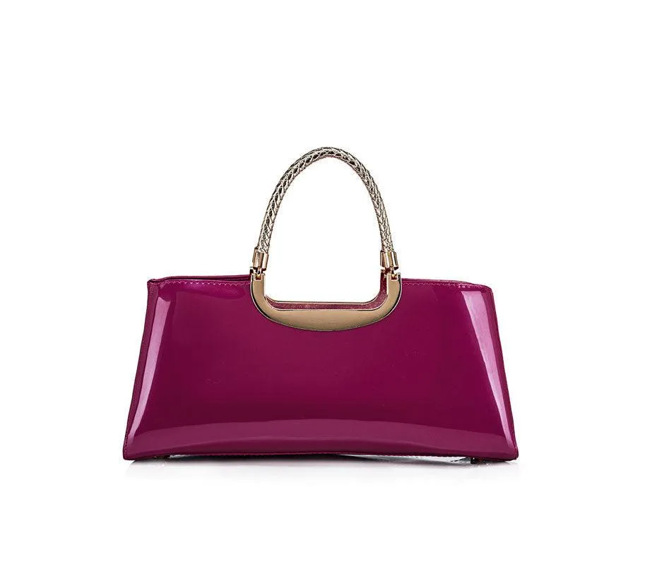 PATENT LEATHER ZIPPERED TOTE