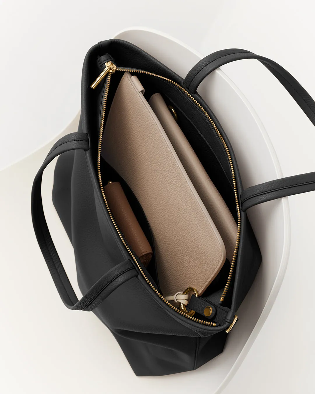 Tall Easy Zipper Tote